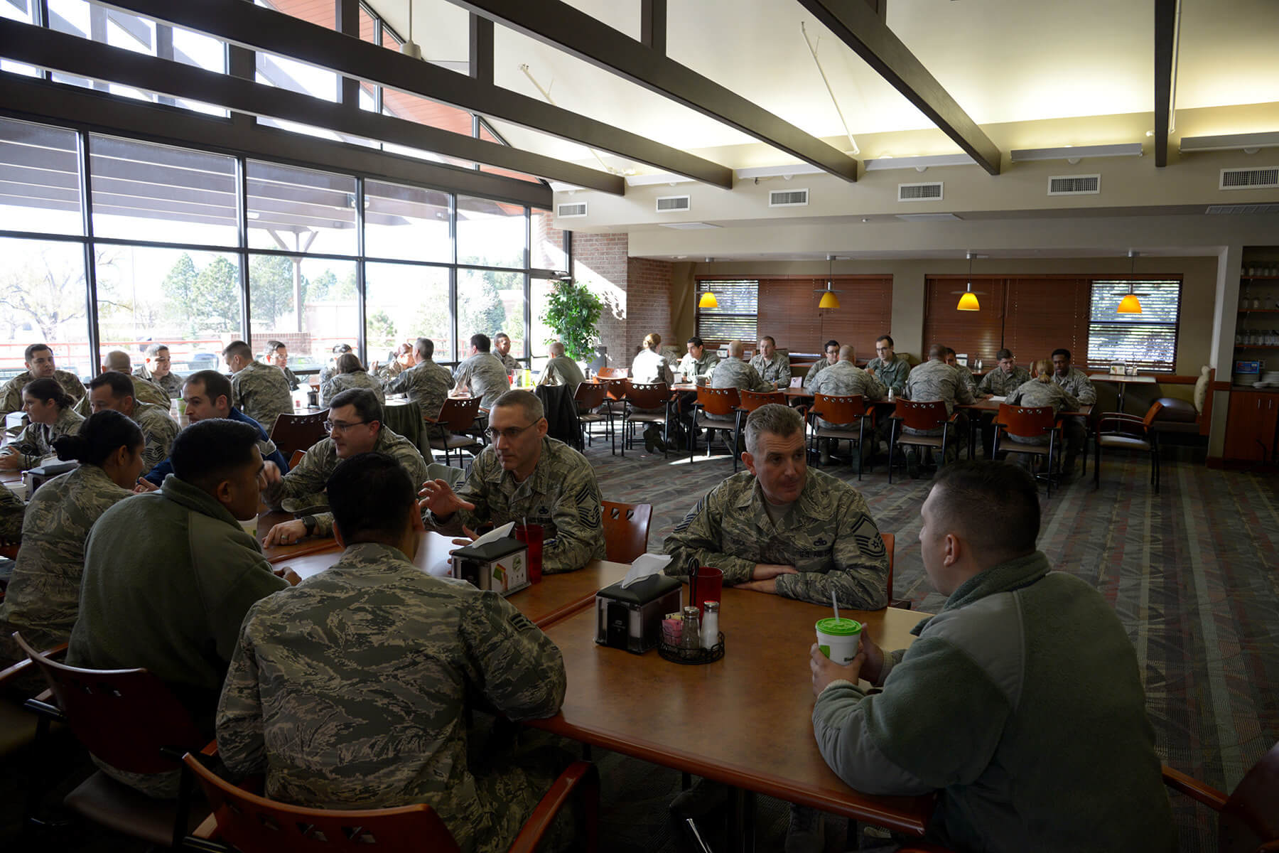 Reserve Citizen Airmen from the 302nd Maintenance Group meet with senior leaders during a speed mentoring session at Peterson Air Force Base, Colorado to opportunity to discuss professional development opportunities. Photo by Staff Sgt. Tiffany Lundberg.