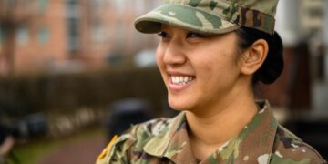 Program for service women transitions to virtual training