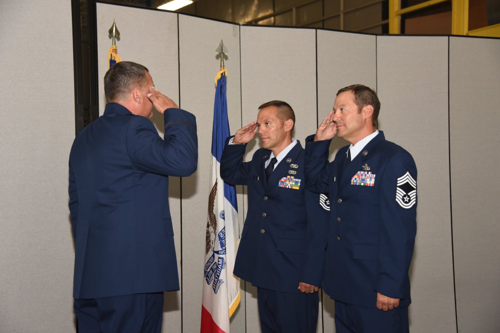 Twin brothers climb enlisted ranks together - Reserve & National Guard