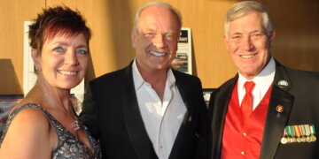 Retired Chief Master Sergeant Denise M. Jelinski-Hall, actor Kelsey Grammer, and Gary Hall. Photo by Elizabeth Moseley