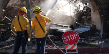 Visalia firefighters assisted in fire suppression efforts against the Eaton Firei n the Altadena Neighborhood of Los Angeles. Photo by Dominick Del Vecchio